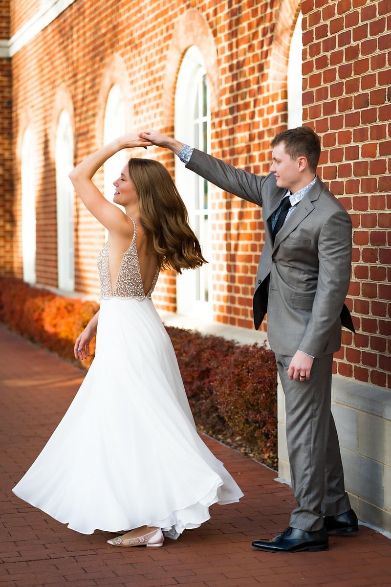 Eclipse Elopements